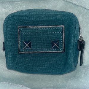 Marc Jacobs mini cosmetic bag!